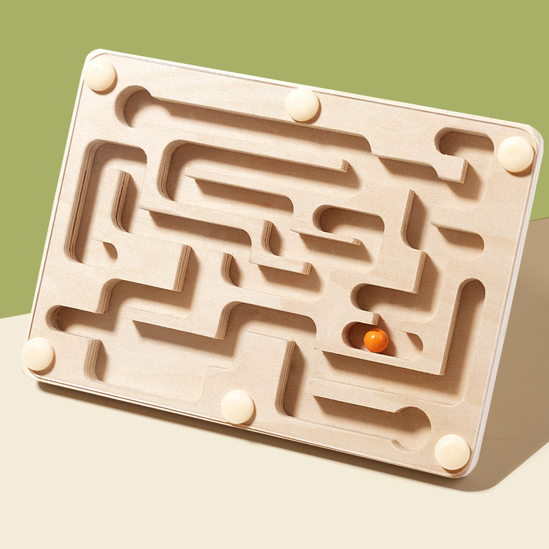 Board Game Enthusiast - Small Wooden Balance Bead Maze, Balancing
