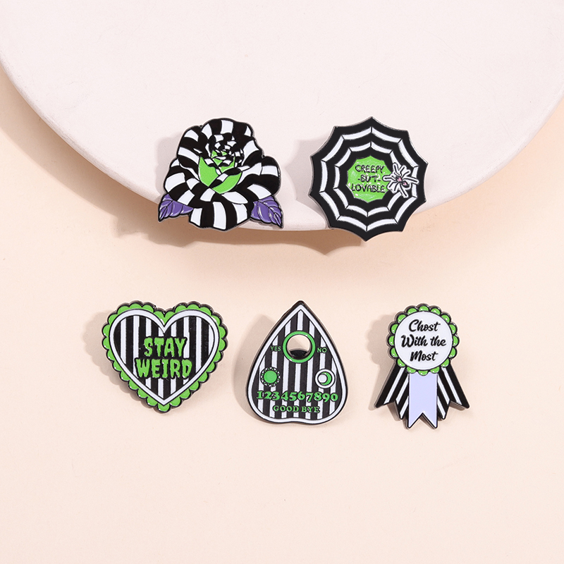 Chost With The Most Enamel Pin - огляд і ціна Board Game Horror