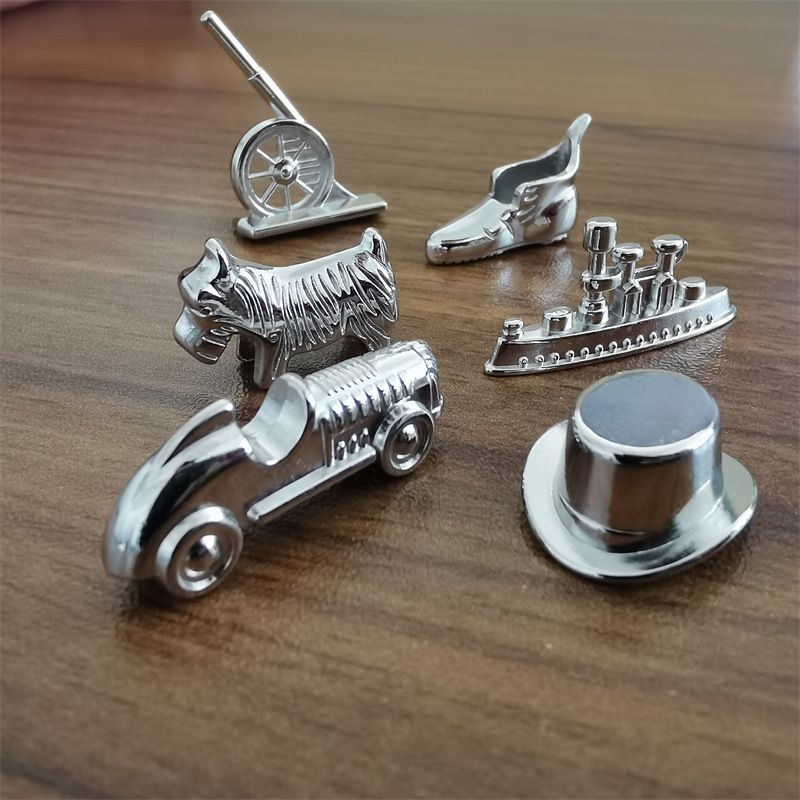 Alloy Chess Pieces, Monopoly G - огляд і ціна Board Game Monopoly