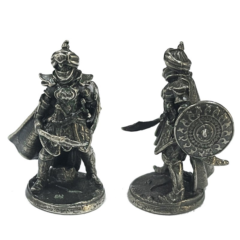 White Copper Metal Warrior Ara - огляд і ціна Board Game Design