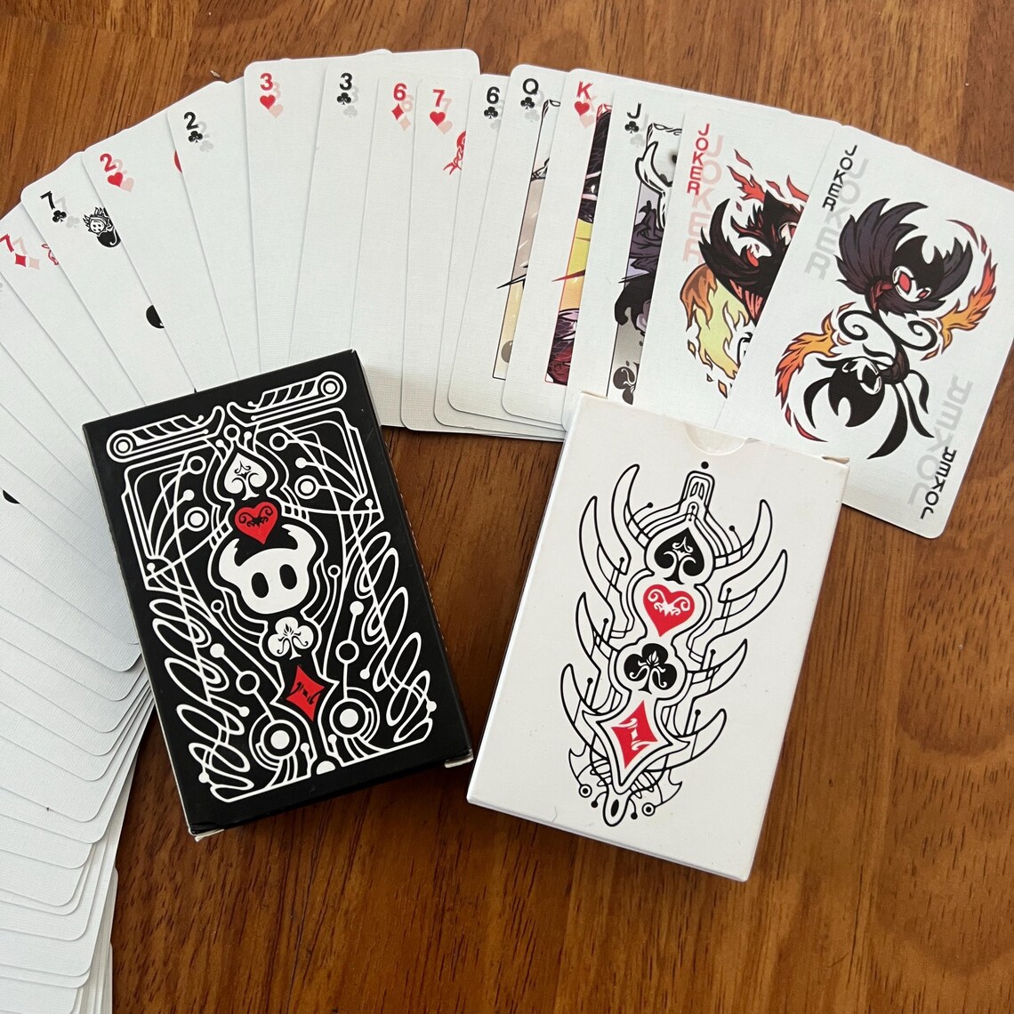 Hollow Knight Standard Poker C - огляд і ціна Board Game Design